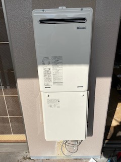 兵庫県姫路市 M様 都市ガス リンナイ給湯器 RUJ-A2400W 24号高温水供給式給湯器 交換工事 交換後