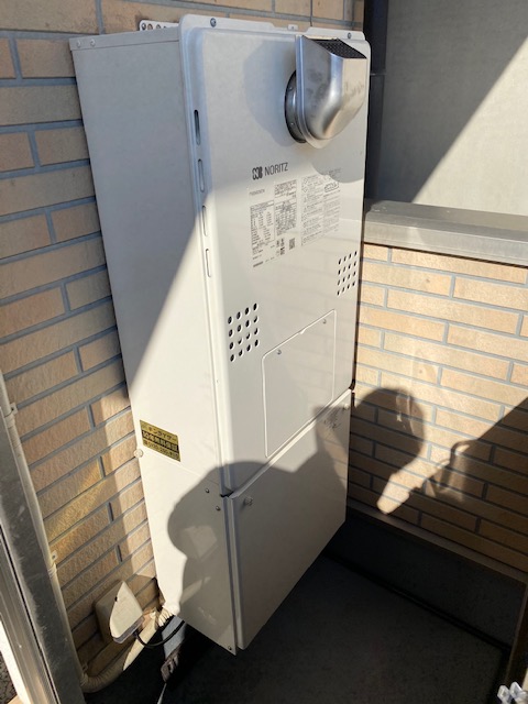 兵庫県神戸市灘区 Ｓ様 都市ガス ノーリツエコジョーズ GTH-C2460SAW3H BL 24号シンプル（オート）給湯暖房給湯器 交換工事 交換後