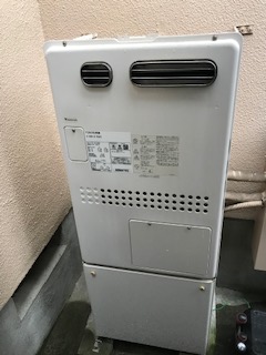 神奈川県横浜市戸塚区 Ｙ様 都市ガス ノーリツ給湯器 GT-1660AWX-1 BL 16号フルオート追焚付給湯器 交換工事 交換前