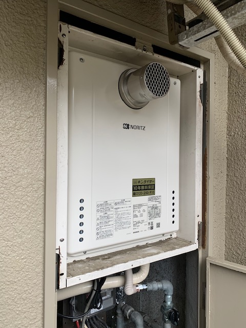 大阪府大阪市福島区 Ｎ様 都市ガス ノーリツ給湯器 GT-1660SAWX-T-1 BL 16号オート追焚付給湯器 交換工事 交換後