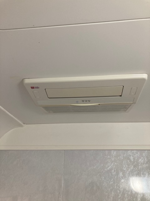 大阪府茨木市 Ｏ様 ノーリツ 天井形浴室暖房乾燥機 BDV-3303AUKNS-BL 工事 交換前