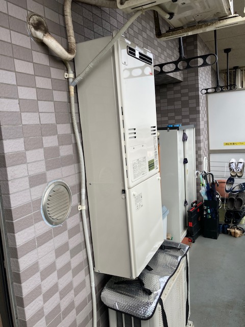 埼玉県和光市 Ａ様 都市ガス リンナイ給湯器 RUFH-A2400SAW 24号オート給湯暖房給湯器 交換工事 交換後