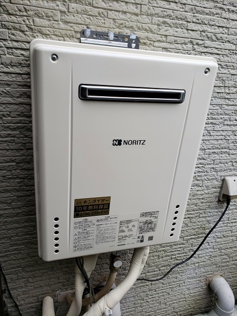 東京都町田市 S様 都市ガス ノーリツ給湯器 GT-2460SAWX-1 BL 24号オート追焚付給湯器 交換工事 交換後