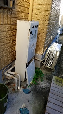 奈良県生駒市 Ｕ様 都市ガス ノーリツエコジョーズ GTH-C2460AW3H BL 24号スタンダード（フルオート）給湯暖房給湯器 交換工事 交換前