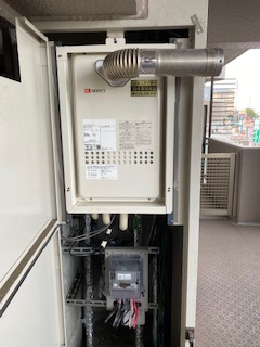 兵庫県明石市 Ｙ様 都市ガス ノーリツ給湯器 GQ-1627AWX-T-DX BL 16号高温水供給式給湯器 交換工事 交換後