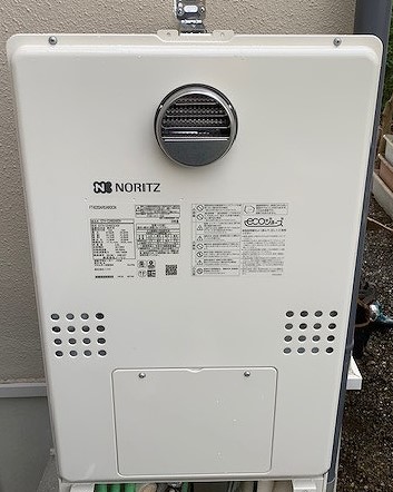 東京都八王子市 K様 都市ガス ノーリツ給湯器 GTH-C2460AW3H BL 24号スタンダード（フルオート）給湯暖房給湯器 交換工事 交換後
