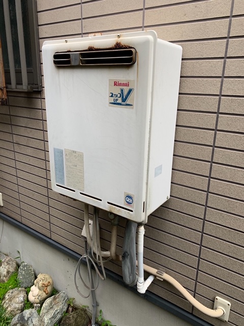 東京都北区 T様 都市ガス ノーリツ給湯器 GTH-2444AWX3H-T-1 BL 24号フルオート給湯暖房給湯器 交換工事 交換前
