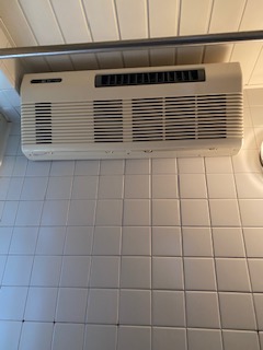 兵庫県三田市 Ｍ様 ノーリツ BDV-4107WKN 壁掛形浴室暖房乾燥機 交換工事 交換前