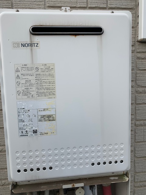 千葉県船橋市 Ｈ様 都市ガス ノーリツ給湯器 GT-2460AWX-1 BL 24号フルオート追焚付給湯器 交換工事 交換前