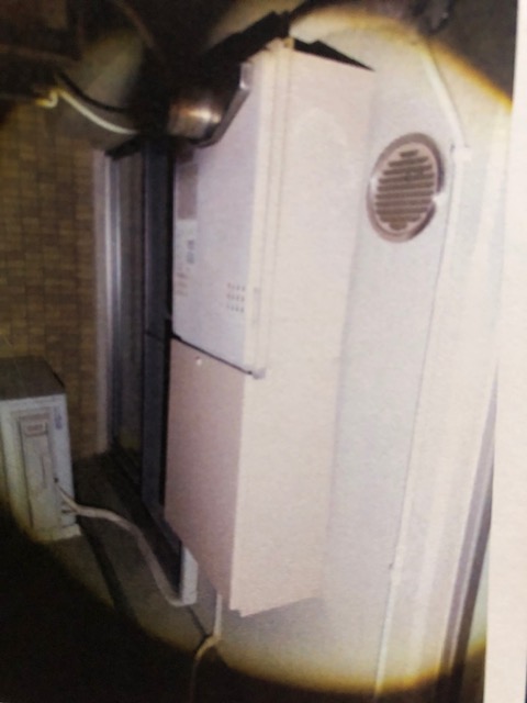 埼玉県さいたま市浦和区 Ｔ様 都市ガス ノーリツエコジョーズ GT-C2462SAWX BL 24号シンプル（オート）追焚付給湯器 交換工事 交換前