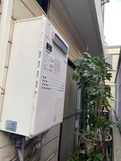 兵庫県芦屋市 Ｋ様 都市ガス ノーリツ給湯器 GT-2460SAWX-1 BL 24号オート追焚付給湯器 交換工事 交換前