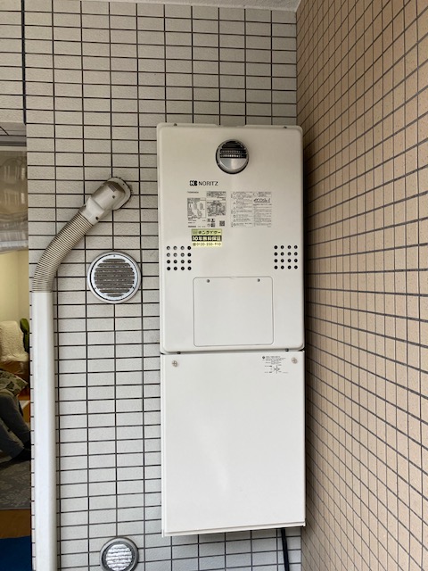 東京都杉並区 Ｈ様 	都市ガス ノーリツエコジョーズ GTH-C2460AW3H BL 24号スタンダード（フルオート）給湯暖房給湯器 交換工事 交換後