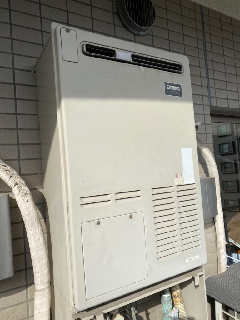 東京都台東区 Ｋ様 都市ガス ノーリツエコジョーズ GTH-C2460AW3H BL 24号スタンダード（フルオート）給湯暖房給湯器 交換工事 交換前