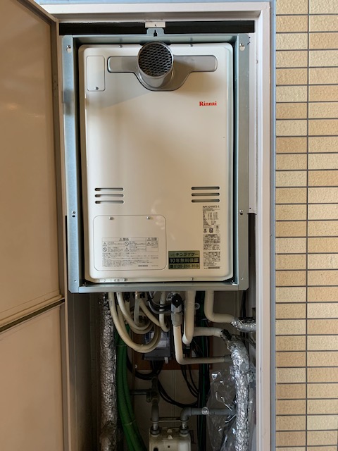 滋賀県草津市 Ｉ様 都市ガス リンナイ給湯器 RUFH-A2400AT2-3 24号フルオート給湯暖房給湯器 交換工事 交換後