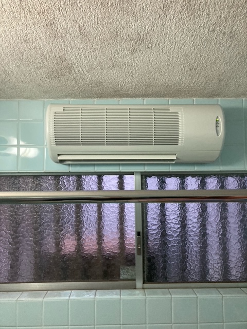 京都府京都市北区 Ｋ様 ノーリツ 壁掛形浴室暖房乾燥機 BDV-5002WKN 交換工事 交換後