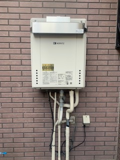 大阪府堺市中区 Ｉ様 都市ガス ノーリツ給湯器 GT-2460SAWX-1 BL 24号オート追焚付給湯器 交換工事 交換後