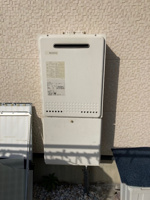 愛知県愛知郡東郷町 Ｋ様 都市ガス ノーリツ給湯器 GT-2460SAWX-1 BL 24号オート追焚付給湯器 交換工事 交換前