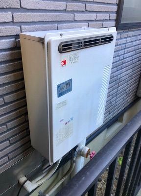 滋賀県草津市 Ｈ様 都市ガス ノーリツ給湯器 GT-1660SAWX-1 BL 16号オート追焚付給湯器 交換工事 交換前