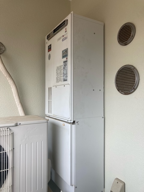 兵庫県神戸市東灘区 Ｙ様 都市ガス ノーリツエコジョーズ GTH-CP2460AW3H BL 24号スタンダード（フルオート）給湯暖房給湯器 交換工事 交換前