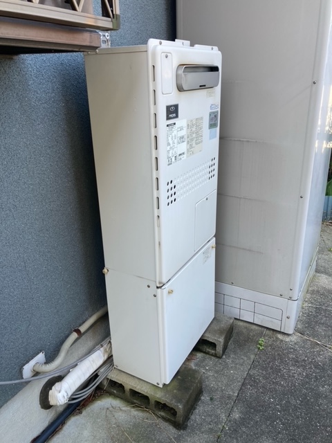 兵庫県神戸市北区 Ｓ様 都市ガス ノーリツエコジョーズ GTH-C2461AWD BL 24号スタンダード（フルオート）給湯暖房給湯器 交換工事 交換前