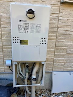 兵庫県芦屋市 Ｔ様 都市ガス ノーリツエコジョーズ GTH-C2460AW3H BL 24号スタンダード（フルオート）給湯暖房給湯器 交換工事 交換後