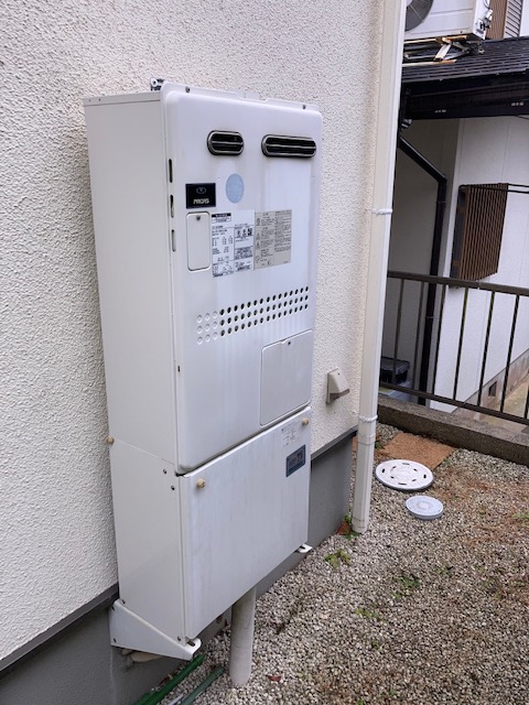 兵庫県神戸市西区 Ｋ様 都市ガス ノーリツエコジョーズ GTH-C2460SAW3H BL 24号シンプル（オート）給湯暖房給湯器 交換工事 交換前