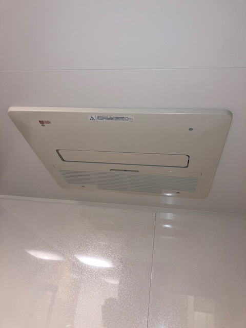 兵庫県明石市 Ｔ様 ノーリツ天井形浴室暖房乾燥機 BDV-4104AUKNC-J3-BL 交換工事 交換後