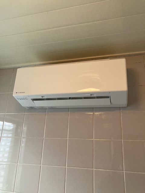 兵庫県神戸市北区 Ｄ様 ノーリツ壁掛形浴室暖房乾燥機 BDV-4105WKNS  交換工事 交換後