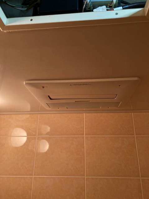 兵庫県神戸市垂水区 Ｋ様 ノーリツ天井形浴室暖房乾燥機 BDV-4104AUKNC-J2-BL 交換工事 交換後
