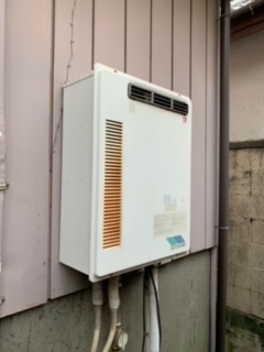 千葉県市川市 Ｈ様 都市ガス ノーリツ給湯器 GT-2060SAWX-1 BL 20号オート追焚付給湯器 交換工事 交換前