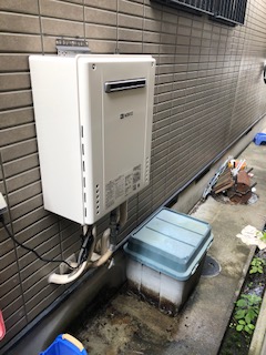 京都府宇治市 Ｍ様 都市ガス ノーリツ給湯器 GT-2460SAWX-1 BL 24号オート追焚付給湯器 交換工事 交換後