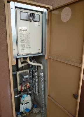兵庫県明石市 Ｈ様 都市ガス リンナイ給湯器 RUJ-A2010T-L-80 20号高温水供給式給湯器 交換工事 交換後