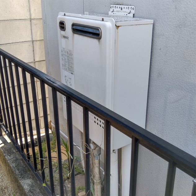 愛知県名古屋市昭和区 Ｋ様 都市ガス ノーリツ給湯器 GT-2460SAWX-1 BL 24号オート追焚付給湯器 交換工事 交換前