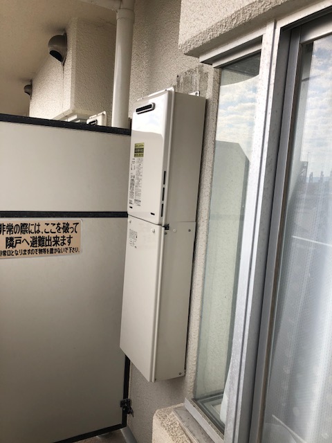 兵庫県明石市 Ｔ様 	都市ガス リンナイ給湯器 RUJ-A1610W 16号高温水供給式給湯器 交換工事 交換後