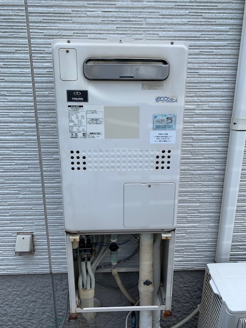 兵庫県明石市 Ｋ様 都市ガス ノーリツエコジョーズ GTH-C2460SAW3H BL 24号シンプル（オート）給湯暖房給湯器 交換工事 交換前