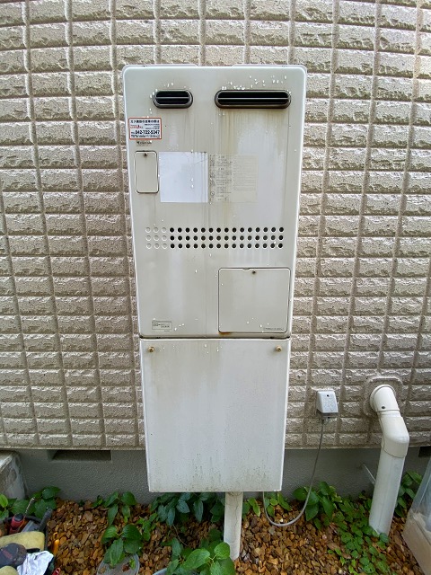 東京都町田市 Ｈ様 都市ガス ノーリツエコジョーズ GTH-C2460AW3H BL 24号スタンダード（フルオート）給湯暖房給湯器 交換工事 交換前