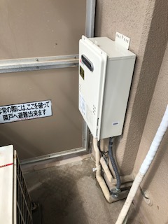 兵庫県伊丹市 T様 都市ガス ノーリツ給湯器 GQ-1639WS-1 BL 16号オートストップ給湯専用給湯器 交換工事 交換後