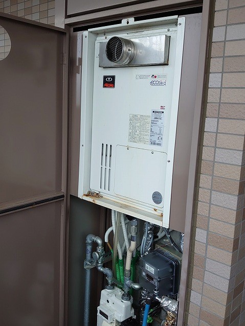 京都府京都市中京区 Ｔ様 都市ガス ノーリツエコジョーズ GTH-CP2460AW3H-T BL 24号スタンダード（フルオート）給湯暖房給湯器 交換工事 交換前