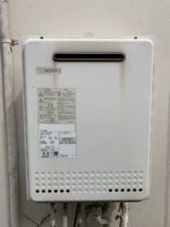 千葉県千葉市花見川区 Ｍ様 都市ガス ノーリツ給湯器 GT-2060AWX-2 BL 20号フルオート追焚付給湯器 交換工事 交換前