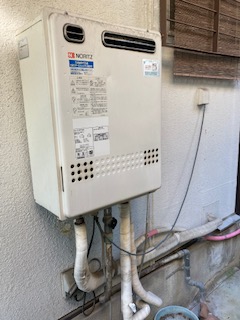 大阪府高槻市 K様 都市ガス ノーリツ給湯器 GT-2060AWX-1 BL 20号フルオート追焚付給湯器 交換工事 交換前
