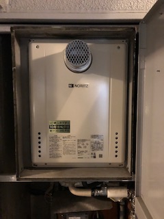 大阪府大阪市鶴見区 M様 都市ガス ノーリツ給湯器 GT-1660SAWX-T-1 BL 16号オート追焚付給湯器 交換工事 交換後