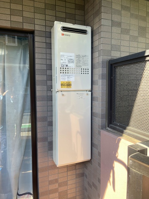 神奈川県横浜市南区 Y様 都市ガス ノーリツ給湯器 GQ-2427AWX-DX BL 24号高温水供給式給湯器 交換工事 交換後