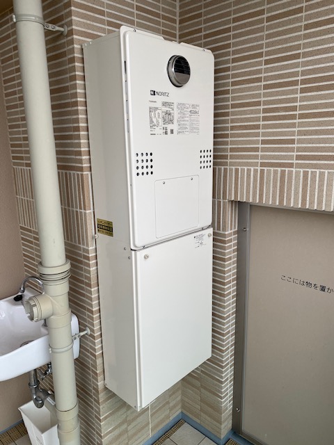 兵庫県西宮市 S様 都市ガス ノーリツエコジョーズ GTH-CP2460AW3H-T BL 24号スタンダード（フルオート）給湯暖房給湯器 交換工事 交換後