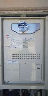 兵庫県西宮市 U様 都市ガス ノーリツ給湯器 GQH-2443AWXD-T-DX BL 24号高温水供給式暖房給湯器 交換工事 交換後