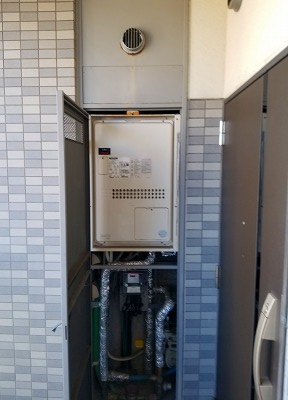 大阪府寝屋川市 O様 都市ガス ノーリツ給湯器 GT-2460AWX-H-1 BL 24号フルオート追焚付給湯器 交換工事 交換前