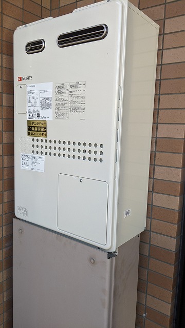東京都足立区 A様 	都市ガス ノーリツ給湯器 GTH-1644AWX3H-1 BL 16号フルオート給湯暖房給湯器 交換工事 交換後