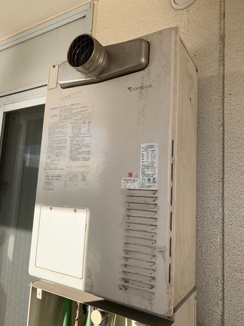 東京都港区 O様 都市ガス ノーリツエコジョーズ GTH-C2460AW3H-T BL 24号スタンダード（フルオート）給湯暖房給湯器 交換工事 交換前