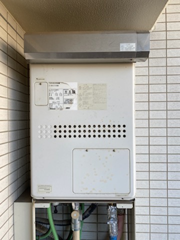 東京都葛飾区 H様 都市ガス ノーリツエコジョーズ GTH-C2461SAW3H BL 24号シンプル（オート）給湯暖房給湯器 交換工事 交換前