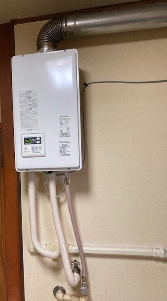 東京都目黒区 Y様 都市ガス リンナイ給湯器 RUX-V1615SFFUA-E 16号オートストップ給湯専用給湯器 交換工事 交換後