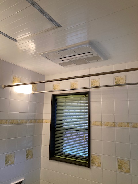 大阪府和泉市 Ｈ様 ノーリツ天井形浴室暖房乾燥機 BDV-3302UKNC-DA-BL 交換工事 交換後